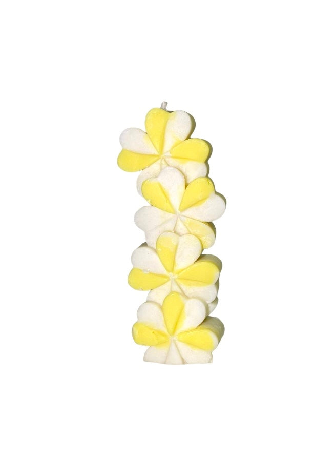 Overlapping Flower Candle
